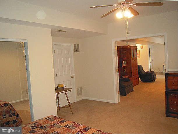 14418 Picket Oaks Road Centreville, VA 20121 - Photo 30 of 30 Lower Level Den (Possible 5th BR)