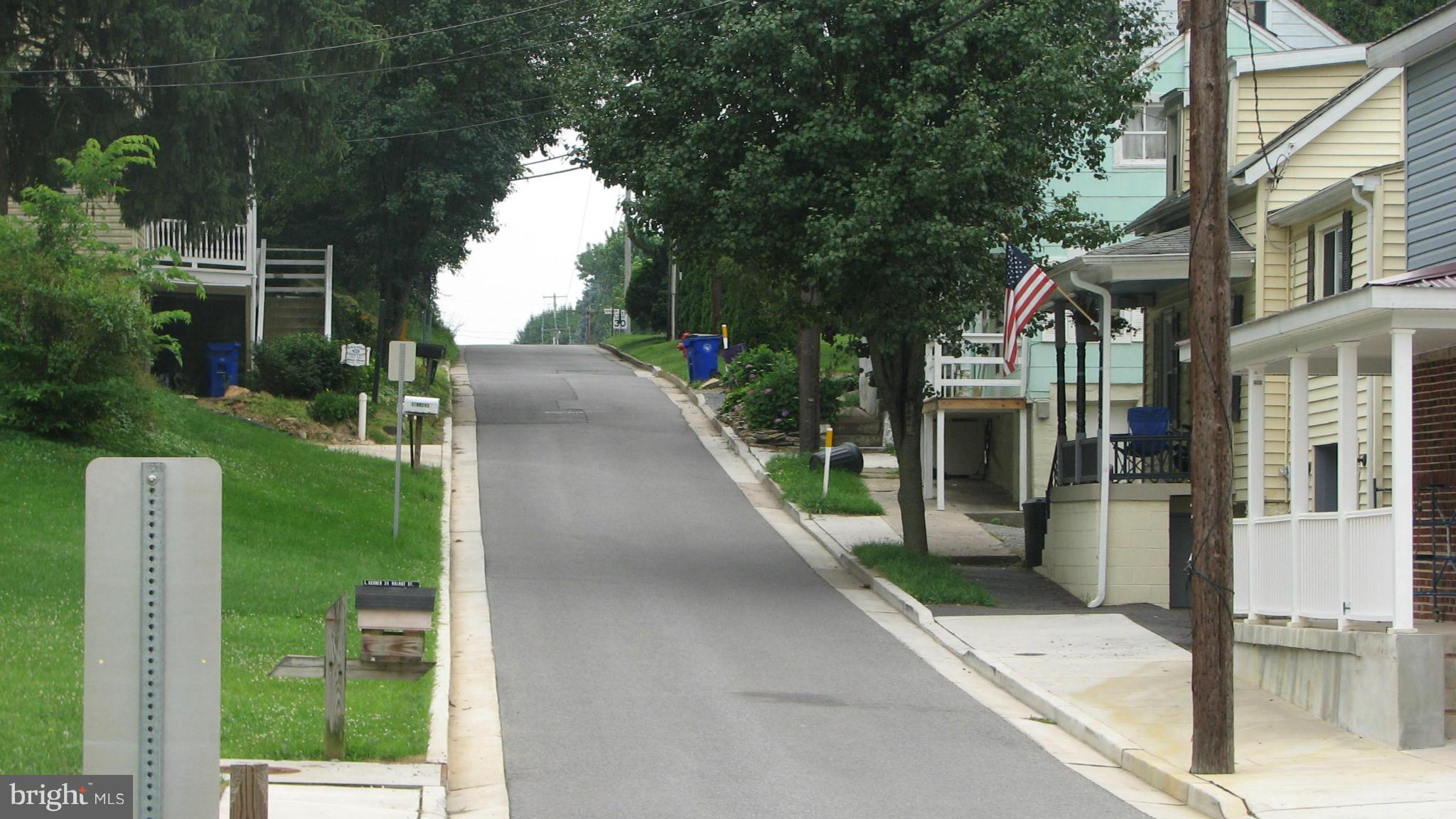 29 Walnut Street Middletown, MD 21769 - Photo 2 of 30 Community