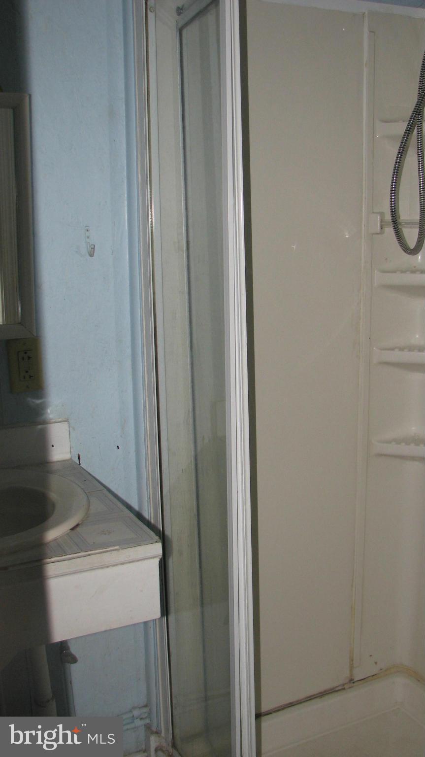 29 Walnut Street Middletown, MD 21769 - Photo 14 of 30 Bath