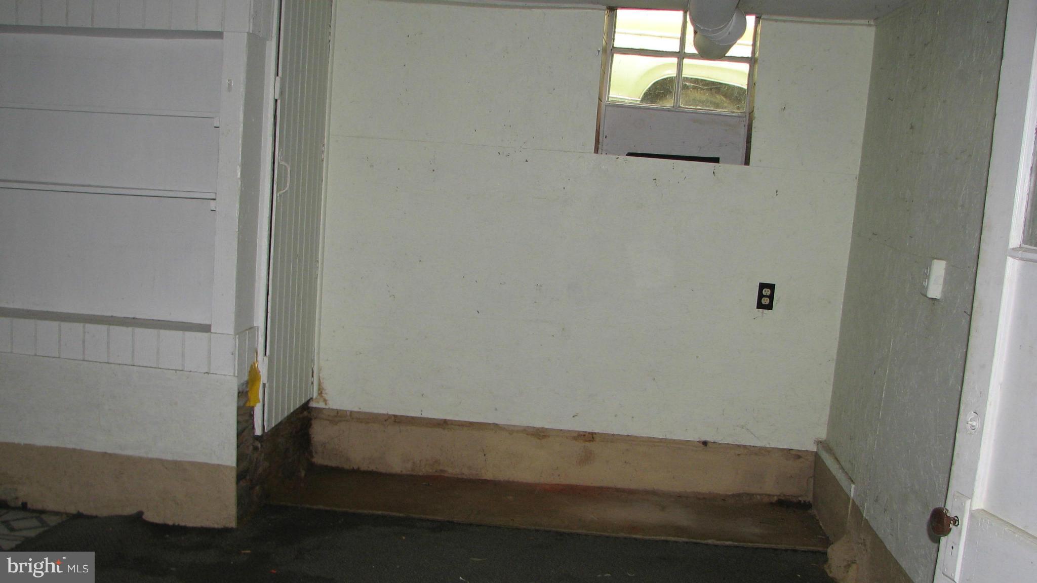 29 Walnut Street Middletown, MD 21769 - Photo 26 of 30 Interior (General)