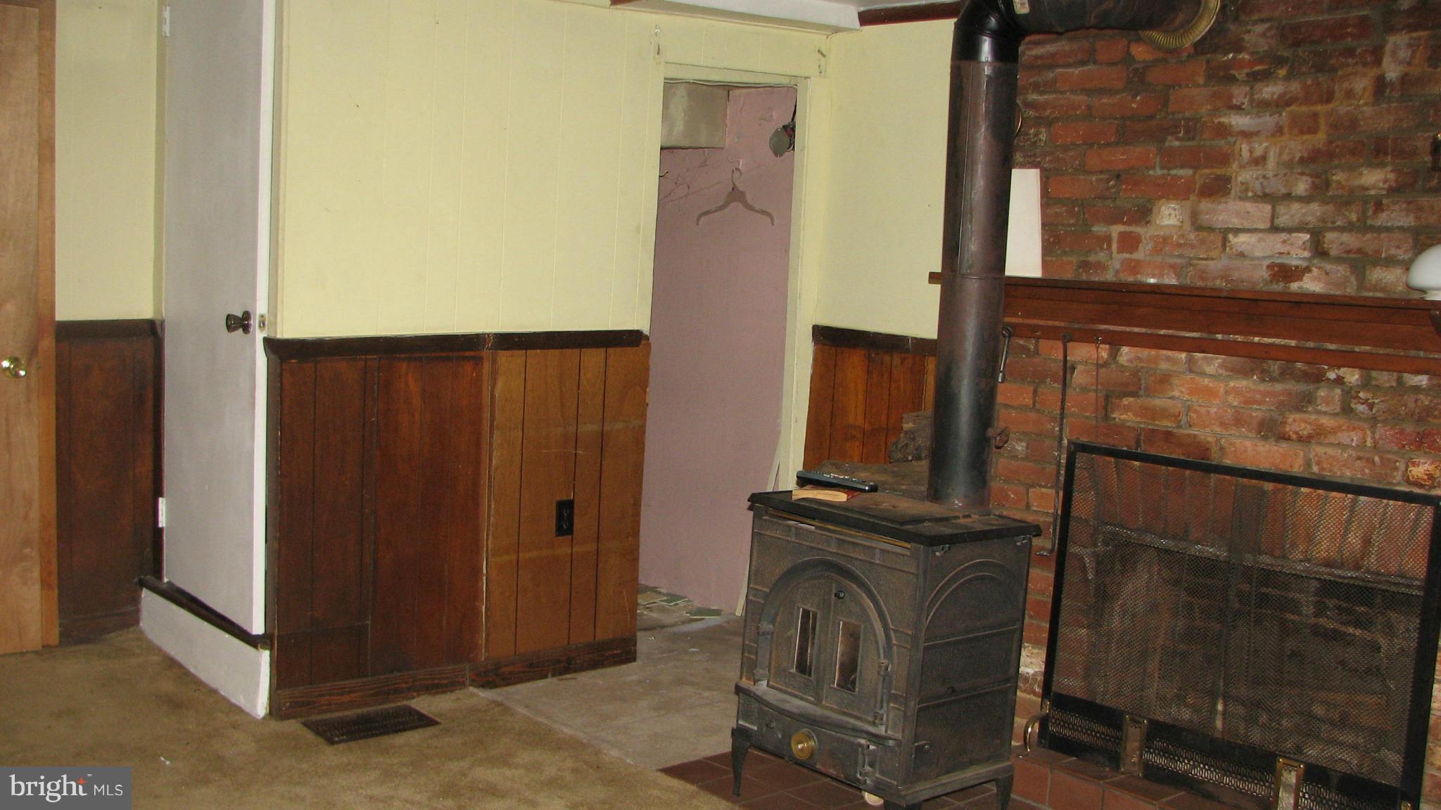 29 Walnut Street Middletown, MD 21769 - Photo 8 of 30 Family Room