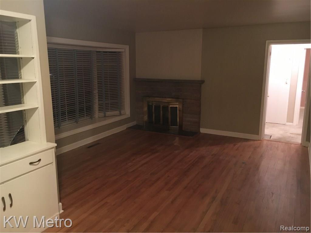 235 Nevada Avenue Rochester Hills, MI 48309 - Photo 3 of 13