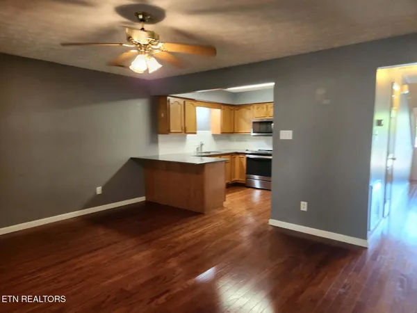 $1,950 | 945 Ashley Michelle Court, Farragut, TN 37934