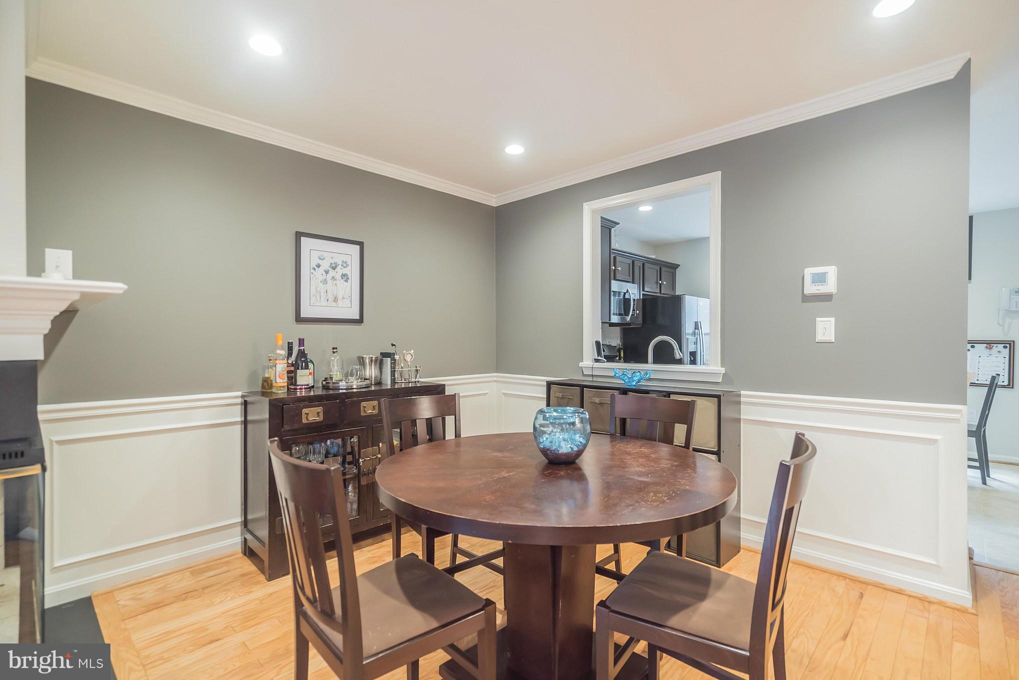 106 Ridgepoint Place Gaithersburg, MD 20878 - Photo 5 of 30 Dining Room