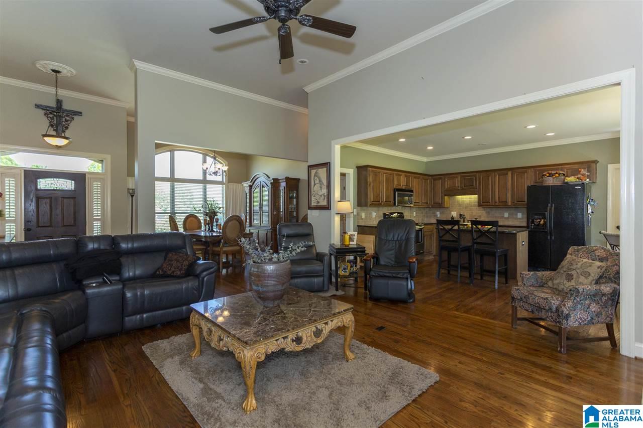 156 Crest Drive Sterrett, AL 35147 - Photo 7 of 29