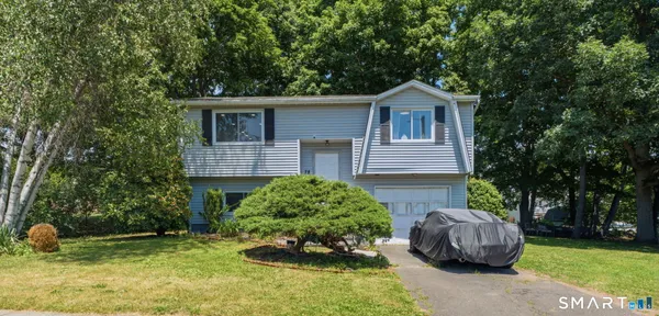 $359,900 | 78 Obrien Drive, Meriden, CT 06450