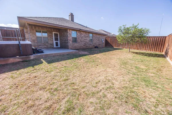 $240,000 | 11203 Akron Avenue, Lubbock, TX 79423