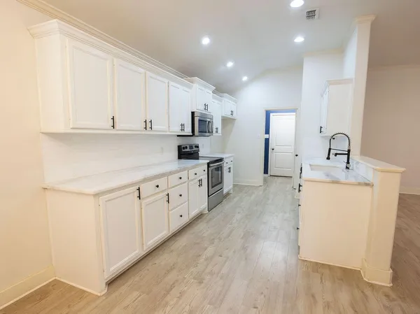 $240,000 | 11203 Akron Avenue, Lubbock, TX 79423
