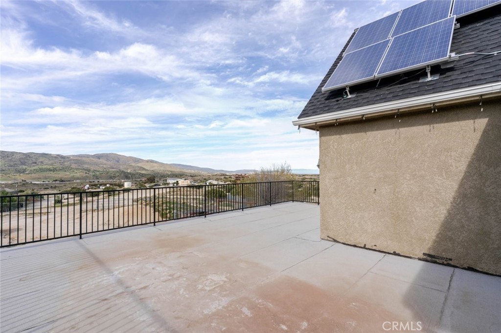 2575 Rale Drive Palmdale, CA 93550 - Photo 27 of 41 a view of a terrace