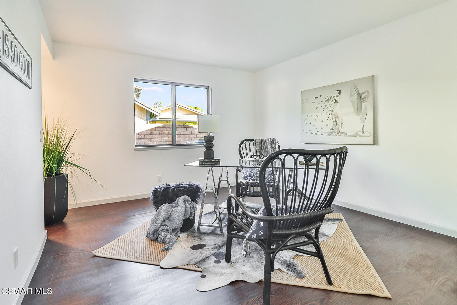 3091 Omega Avenue Simi Valley, CA 93063 - Photo 21 of 66 a view of a livingroom with furniture and a window
