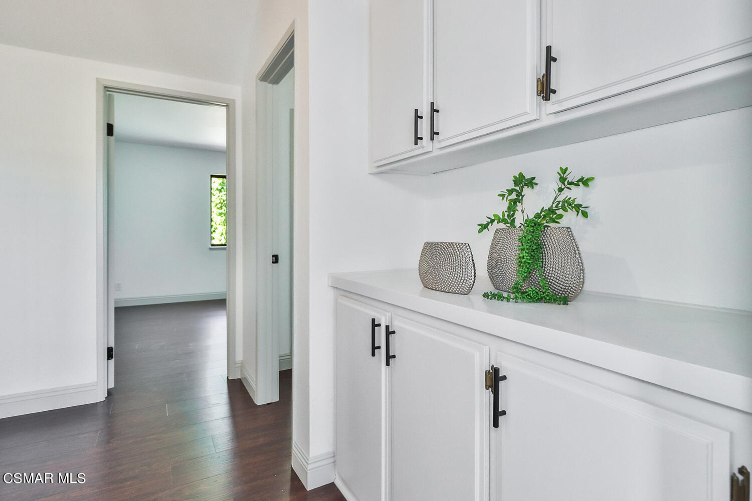 3091 Omega Avenue Simi Valley, CA 93063 - Photo 38 of 66 hStairs and Landing3