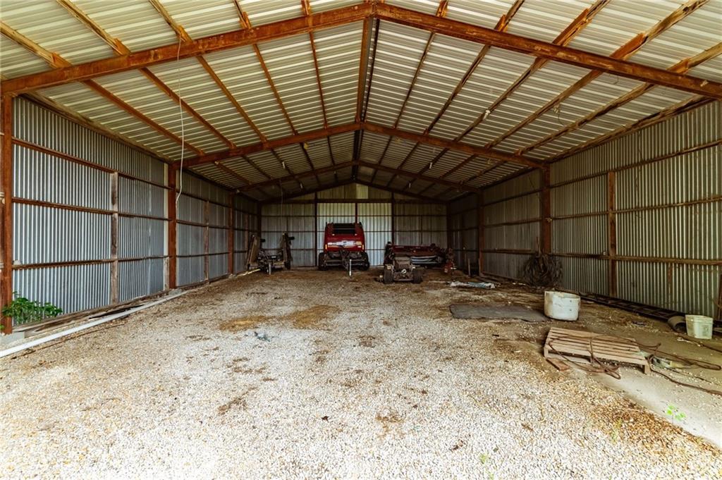 29040 Bethel Church Road Paola, KS 66071 - Photo 11 of 37
