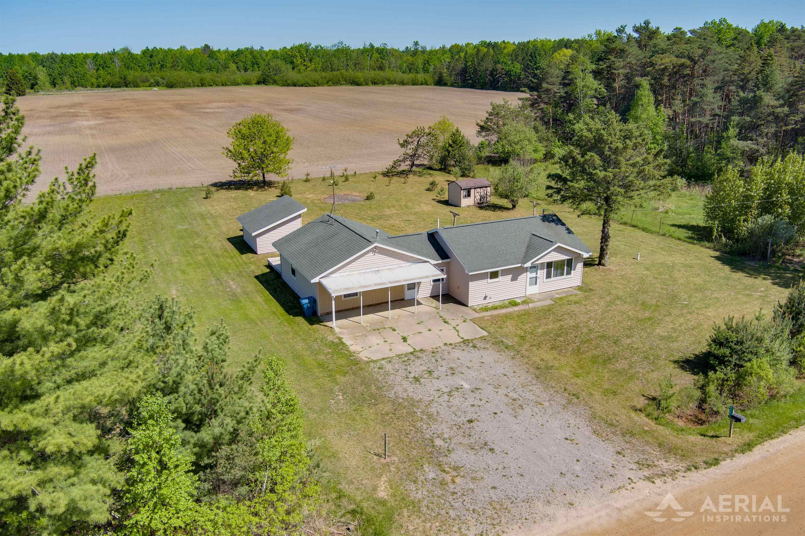 6444 Miller Road Alger, MI 48610 - Photo 12 of 21 1911544-11.JPG