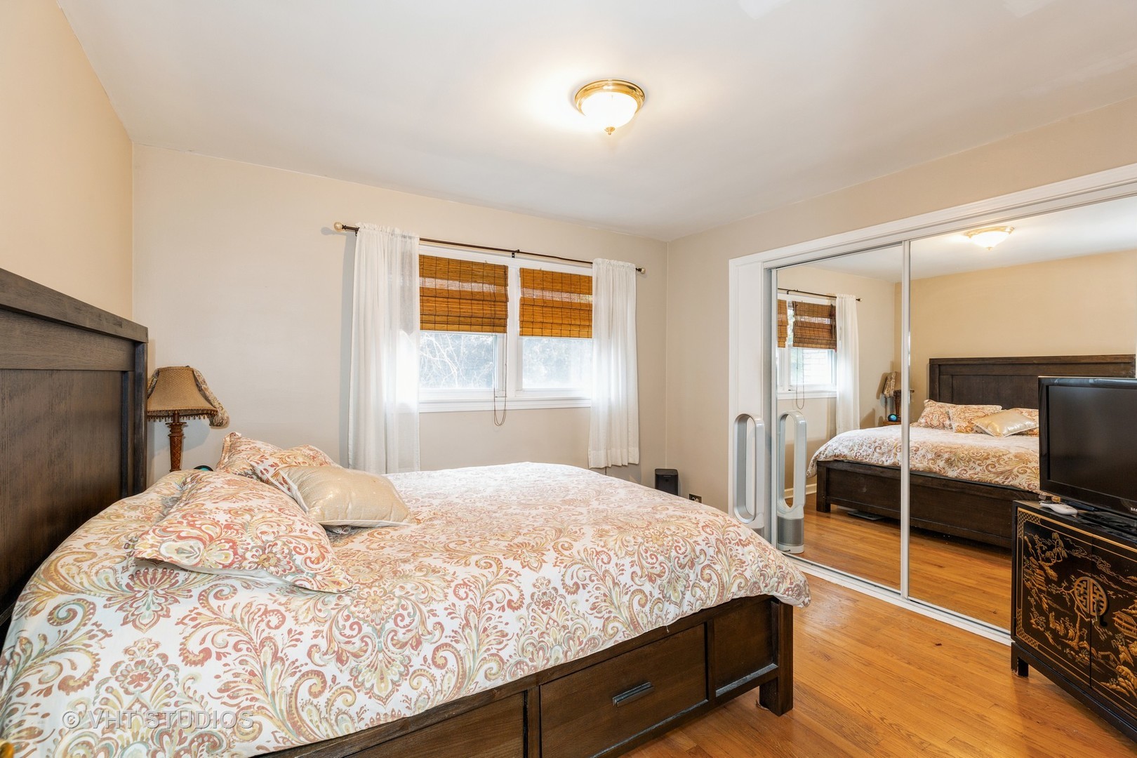 18326 Riegel Road Homewood, IL 60430 - Photo 8 of 17 a bedroom with a bed and wooden floor