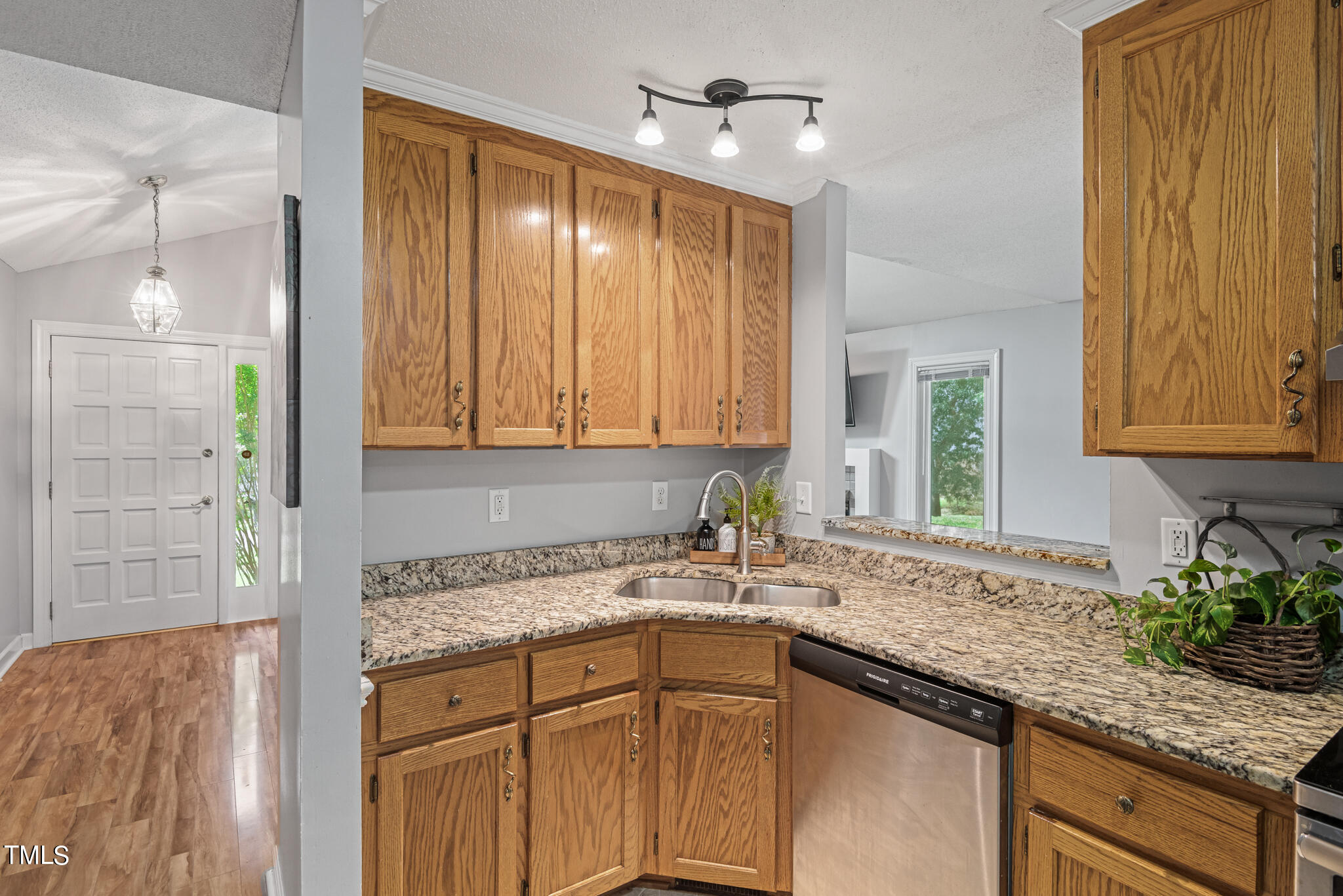 5613 Preston Place Raleigh, NC 27604 - Photo 10 of 34 DSC_0197