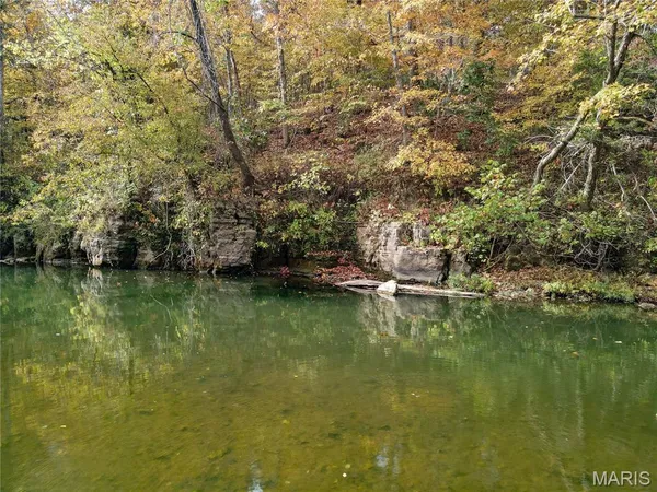 $425,000 | 14641 Engledow Springs Road, De Soto, MO 63020