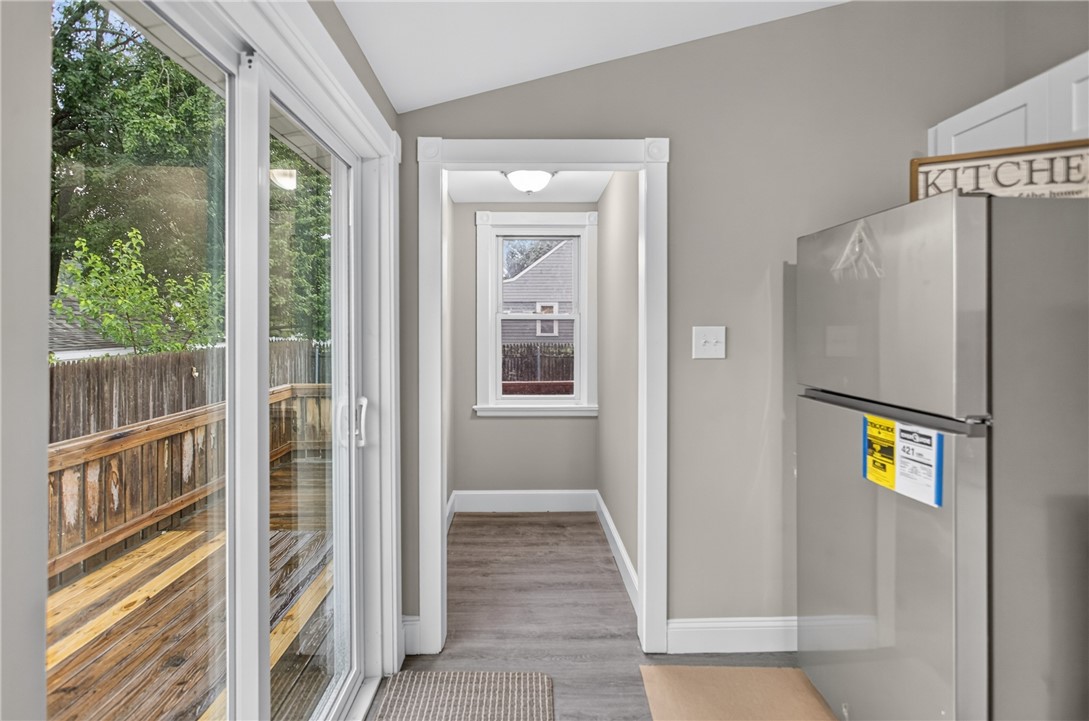 91 Ash Street Warwick, RI 02888 - Photo 17 of 49