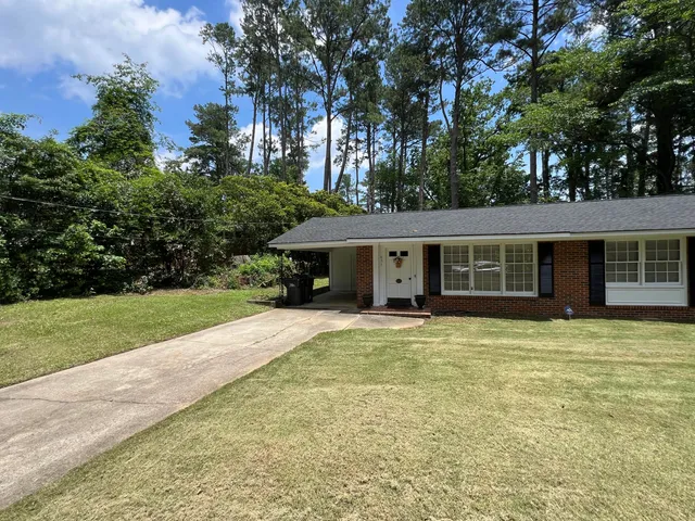 $1,500 | 631 Carlton Drive, Augusta, GA 30909
