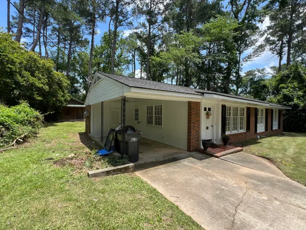 $1,500 | 631 Carlton Drive, Augusta, GA 30909