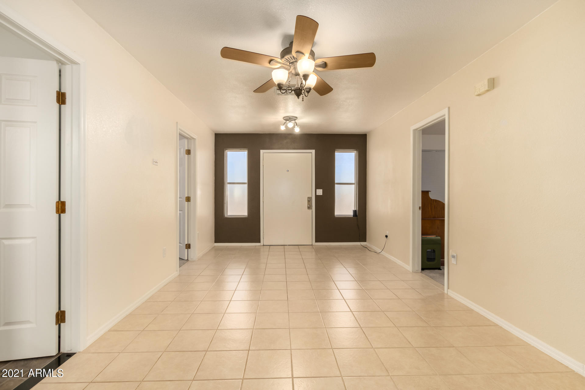 12632 South Hermit Road Buckeye, AZ 85326 - Photo 4 of 26 05 Hermit