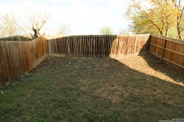 $1,150 | 530 Dukeway Drive, Unit 2, Universal City, TX 78148