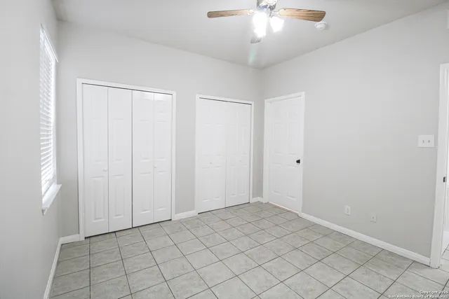 $1,150 | 530 Dukeway Drive, Unit 2, Universal City, TX 78148