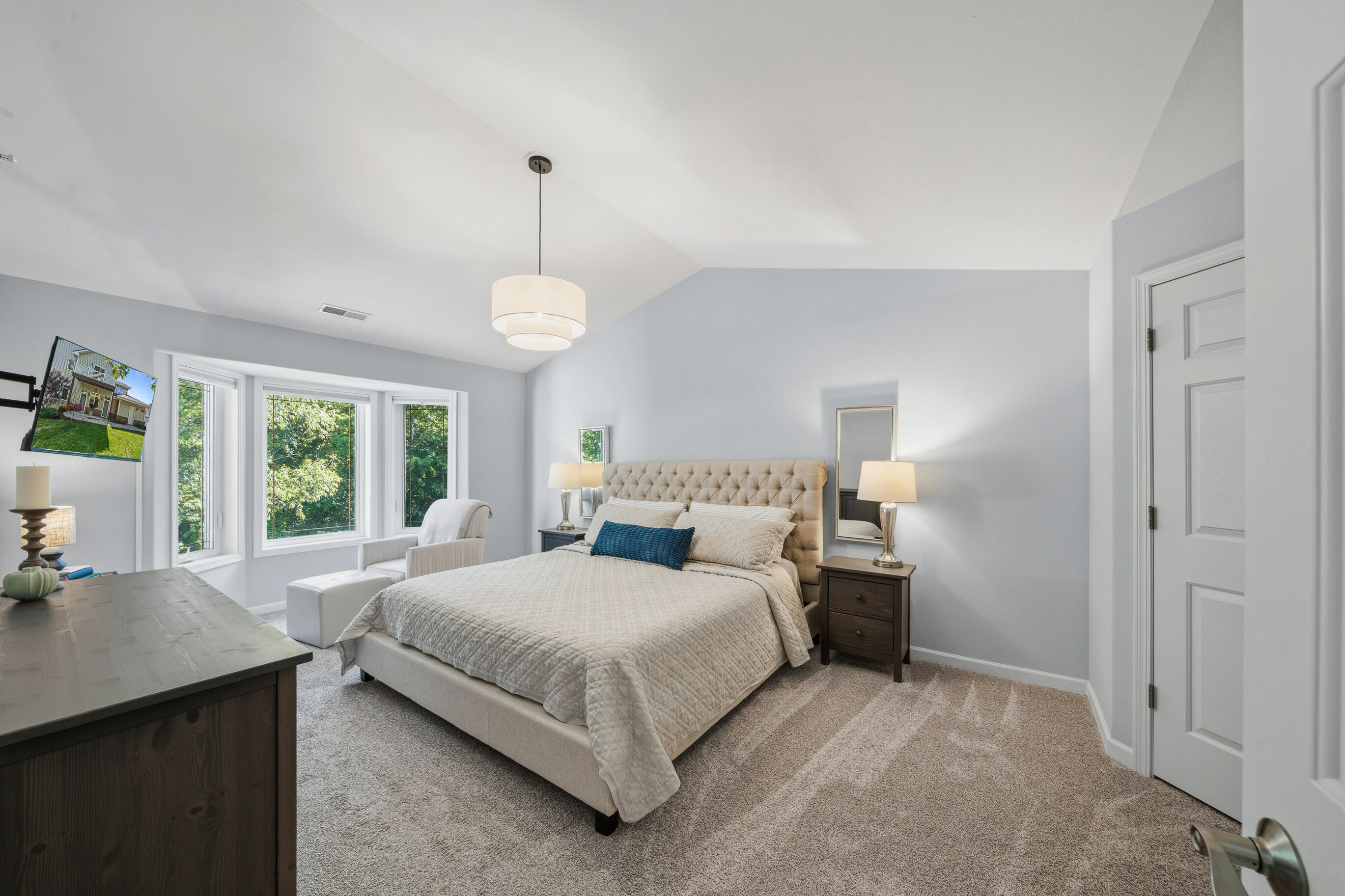 370 East Veterans Way, Unit 5 Mukwonago, WI 53149 - Photo 15 of 56 Primary Bedroom