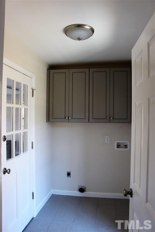 6100 Donnybrook Road Raleigh, NC 27606 - Photo 8 of 16 Custom Cabinets, Tile Floor!