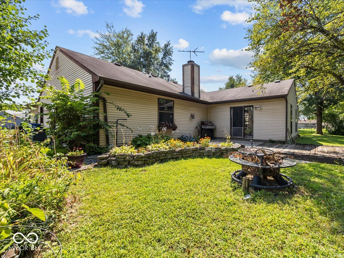 206 Rolling Ridge Road Shelbyville, IN 46176 - Photo 2 of 25