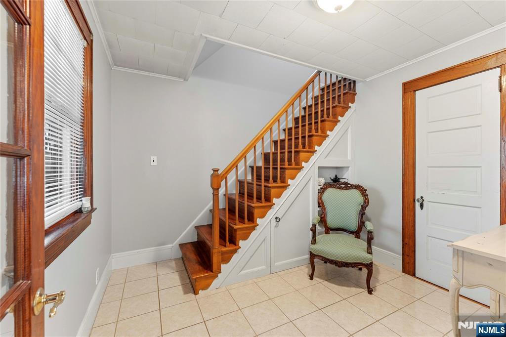 24 Robertson Road West Orange, NJ 07052 - Photo 11 of 27