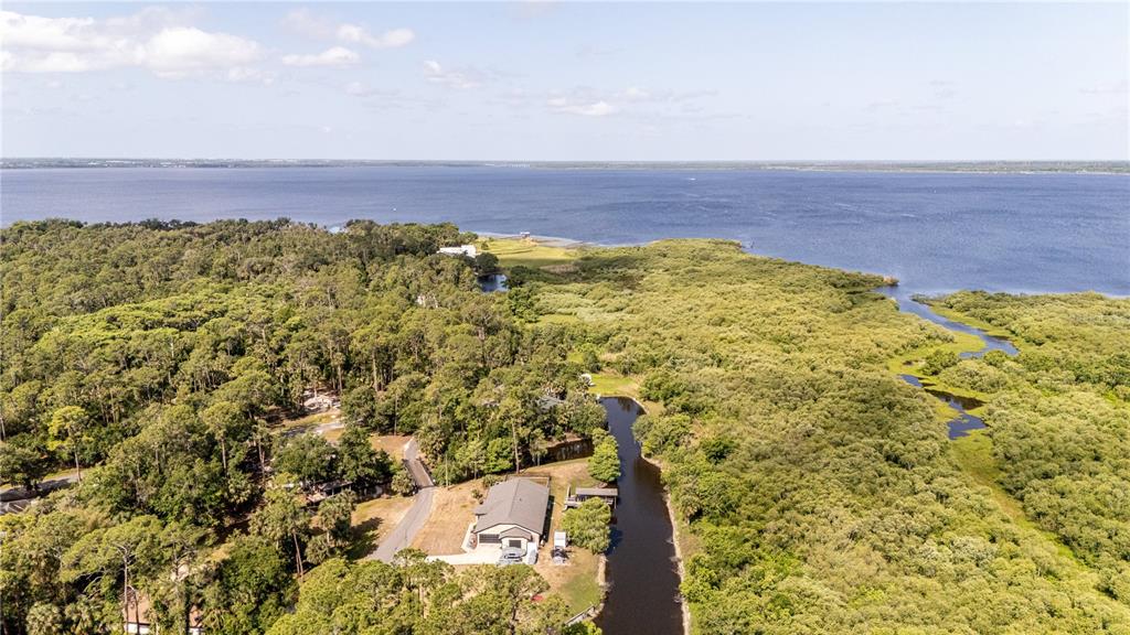 1390 Sioux Trail Deltona, FL 32725 - Photo 7 of 27