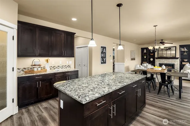 $730,000 | 27925 154th Avenue Southeast, Kent, WA 98042