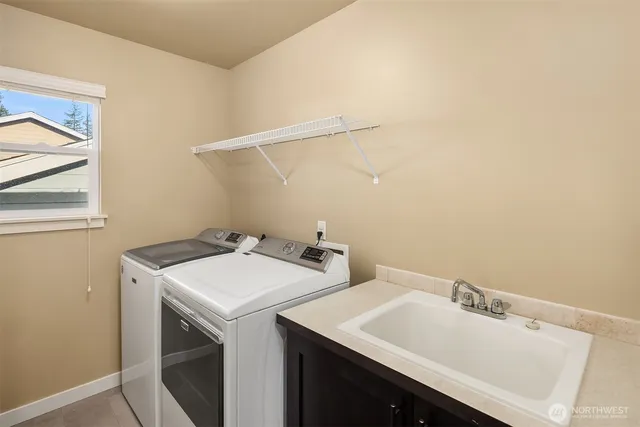 $730,000 | 27925 154th Avenue Southeast, Kent, WA 98042