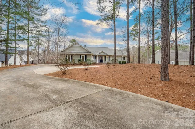 $1,350,000 | 338 PLANTATION Way, Mount Gilead, NC 27306