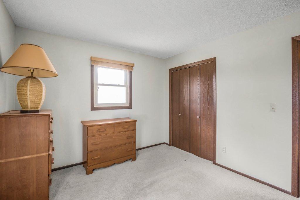 16420 Lake Ridge Drive Maple Grove, MN 55311 - Photo 14 of 36