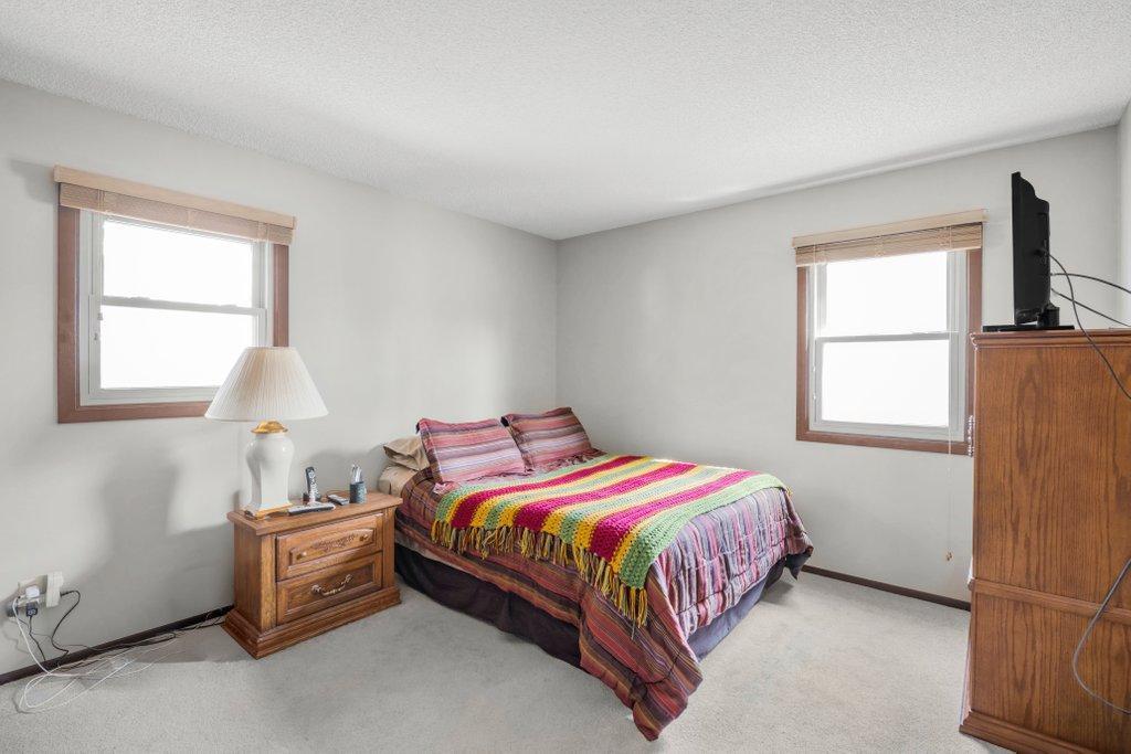 16420 Lake Ridge Drive Maple Grove, MN 55311 - Photo 15 of 36