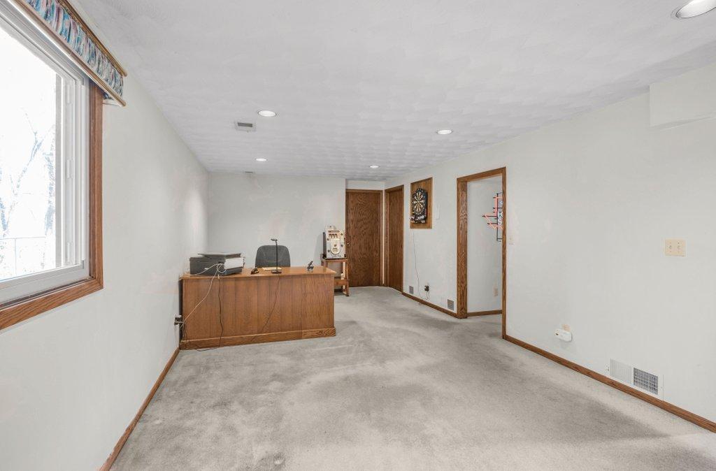 16420 Lake Ridge Drive Maple Grove, MN 55311 - Photo 6 of 36