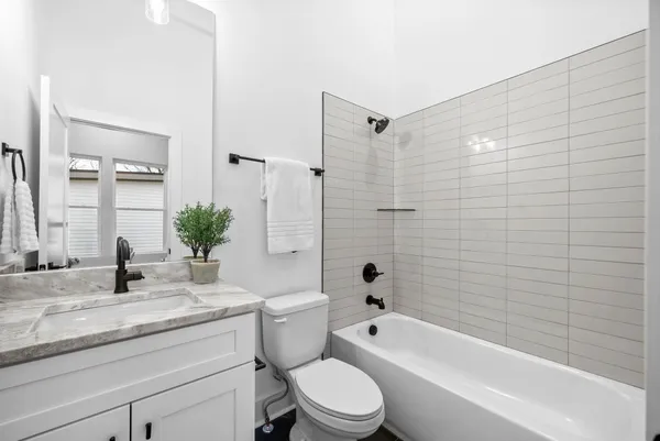 $2,000 | 682 Anderson Lane, Madison, TN 37115