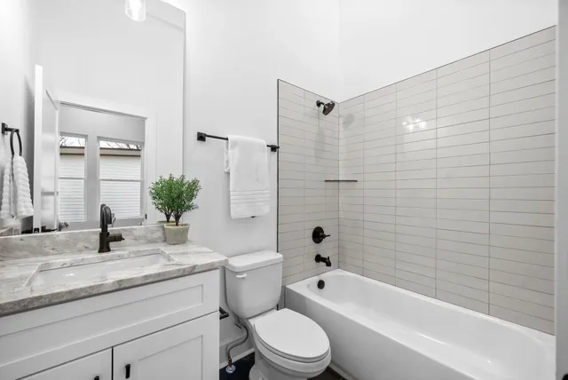 a close view of sink