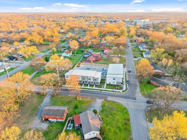 $2,000 | 682 Anderson Lane, Madison, TN 37115