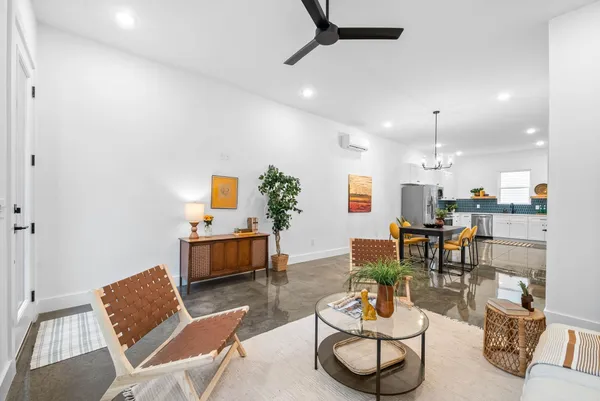 $2,000 | 682 Anderson Lane, Madison, TN 37115