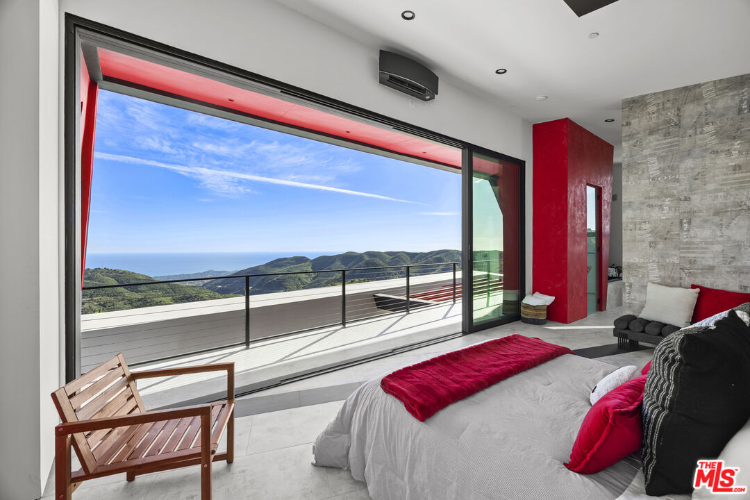 2514 Cayman Road Malibu, CA 90265 - Photo 12 of 26