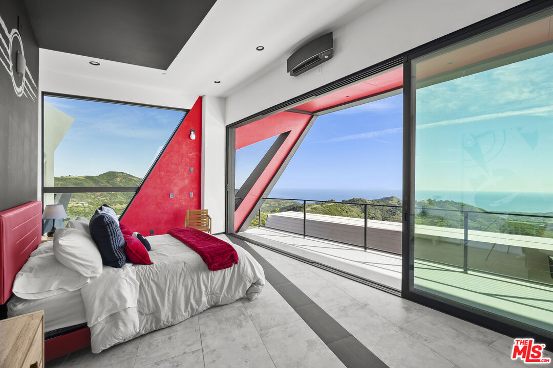 2514 Cayman Road Malibu, CA 90265 - Photo 13 of 26