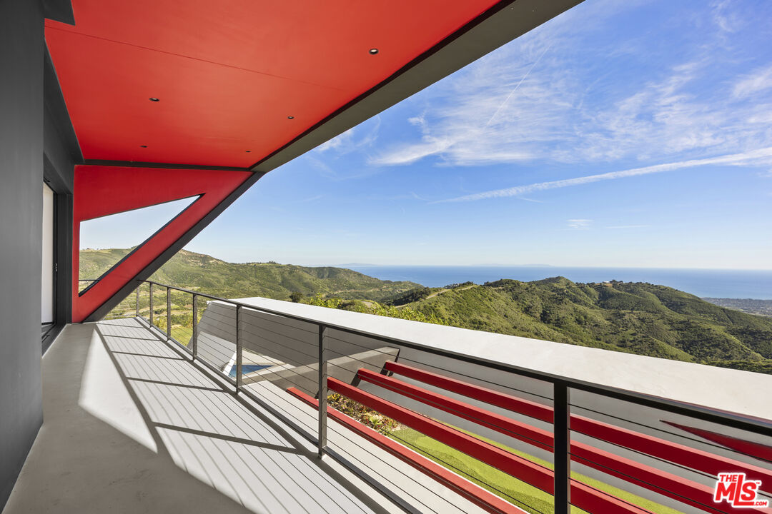 2514 Cayman Road Malibu, CA 90265 - Photo 14 of 26