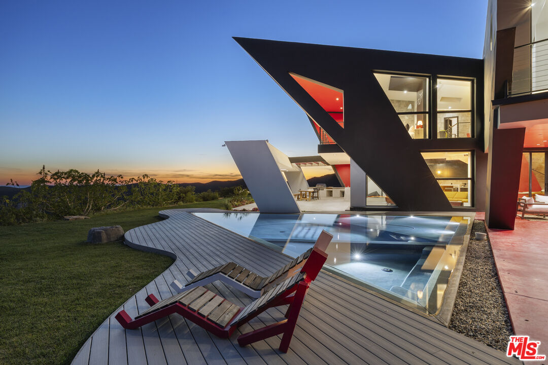 2514 Cayman Road Malibu, CA 90265 - Photo 23 of 26