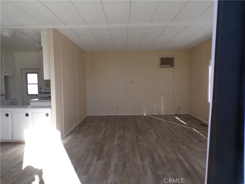 12710 3rd Street, Unit 70 Yucaipa, CA 92399 - Photo 3 of 20