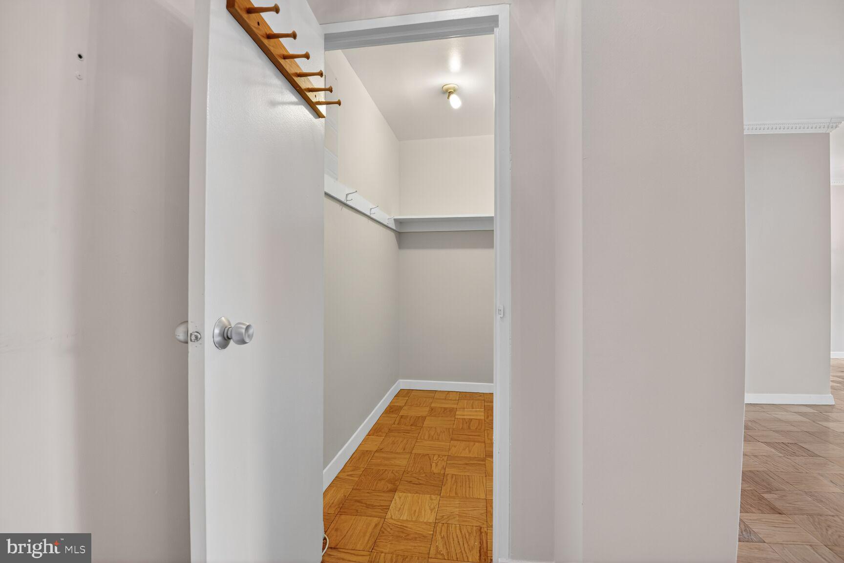 3000 Spout Run Parkway, Unit A306 Arlington, VA 22201 - Photo 13 of 26