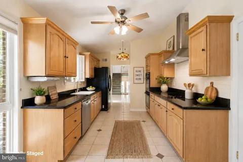 $1,235,000 | 9820 Conestoga Way, Potomac, MD 20854