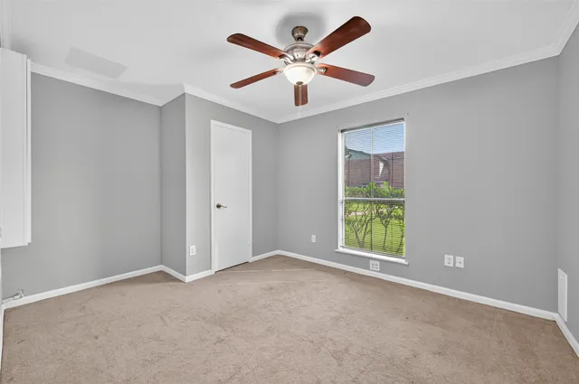 $130,000 | 18800 Egret Bay Boulevard, Unit 1207, Webster, TX 77058