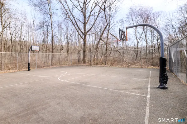 $400,000 | 1 Apricot Lane, Unit 1, Ridgefield, CT 06877